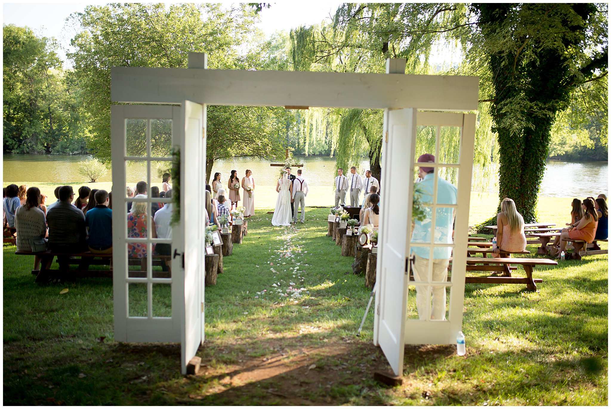Knoxville Wedding Photographer - Woven & Spun Photographer - Amber Lowe Photo