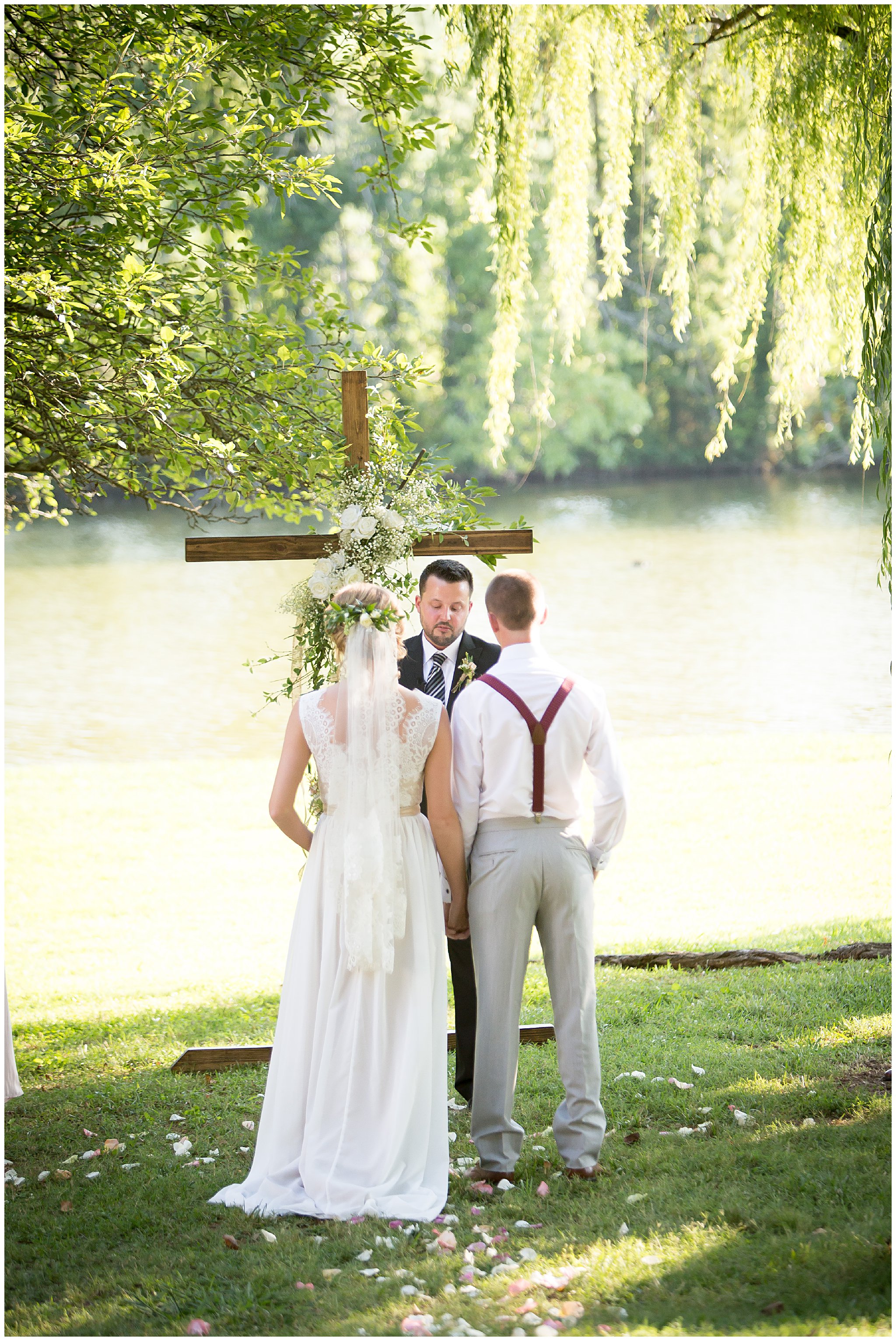 Knoxville Wedding Photographer - Woven & Spun Photographer - Amber Lowe Photo