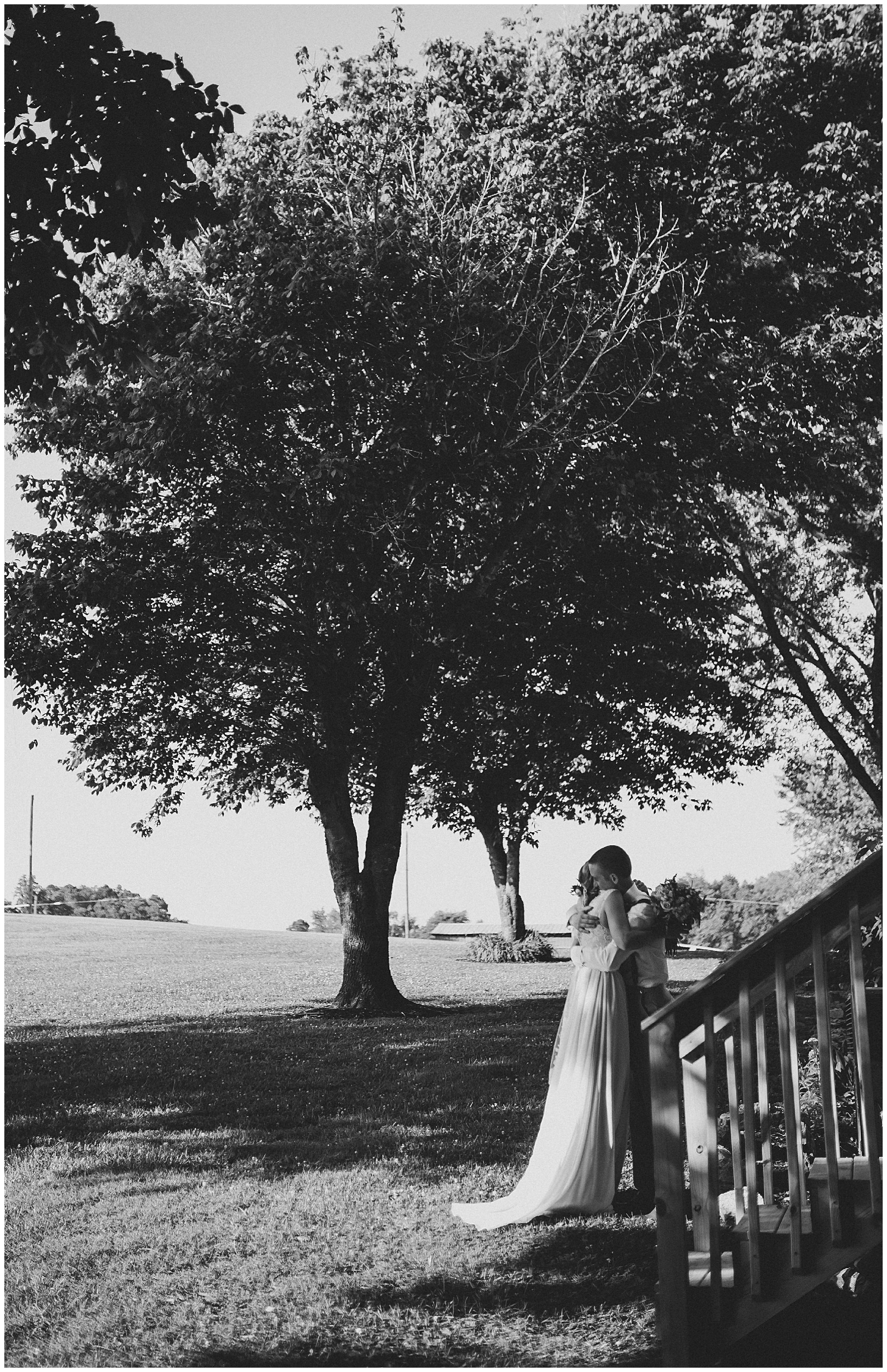 Knoxville Wedding Photographer - Woven & Spun Photographer - Amber Lowe Photo