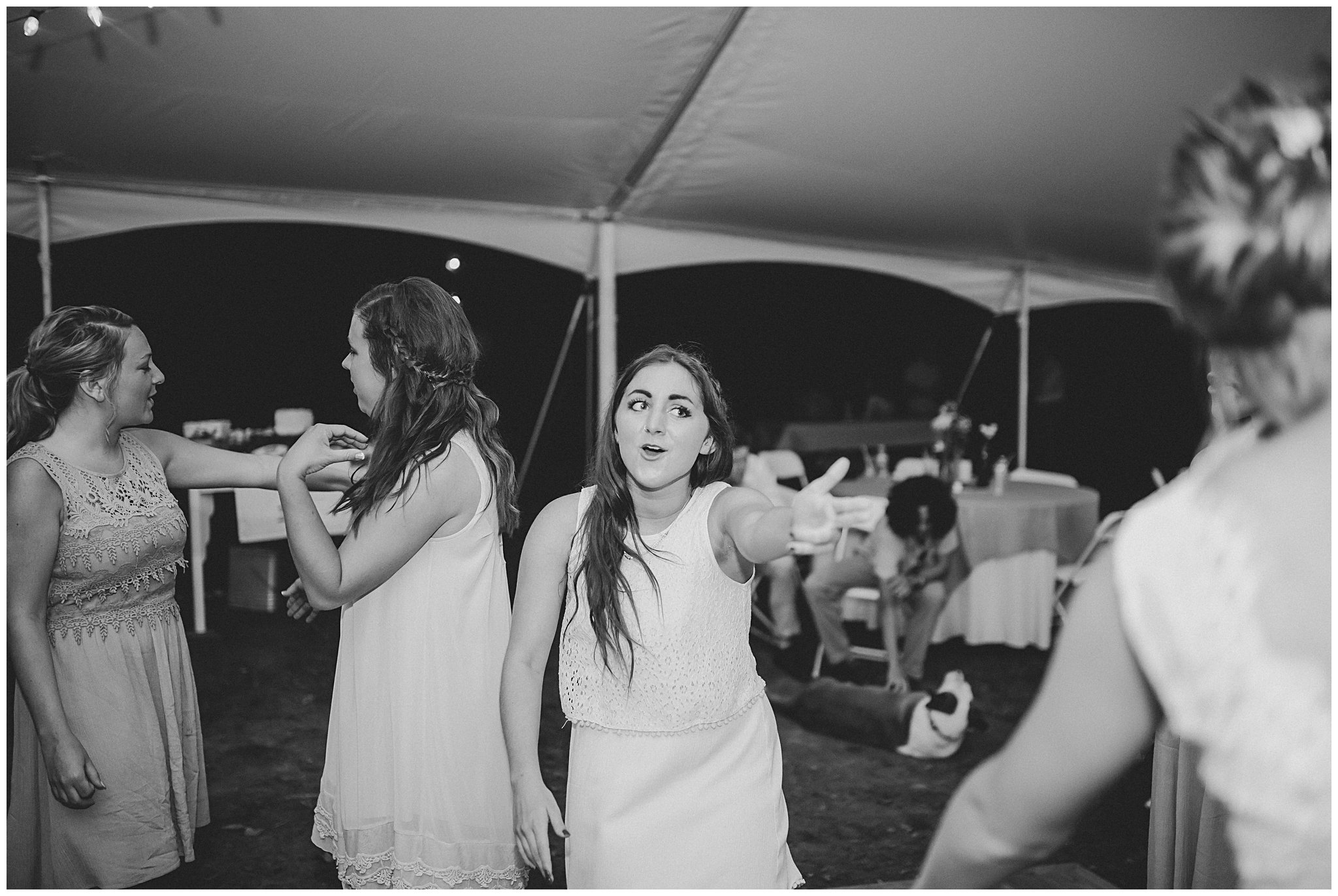 Knoxville Wedding Photographer - Woven & Spun Photographer - Amber Lowe Photo