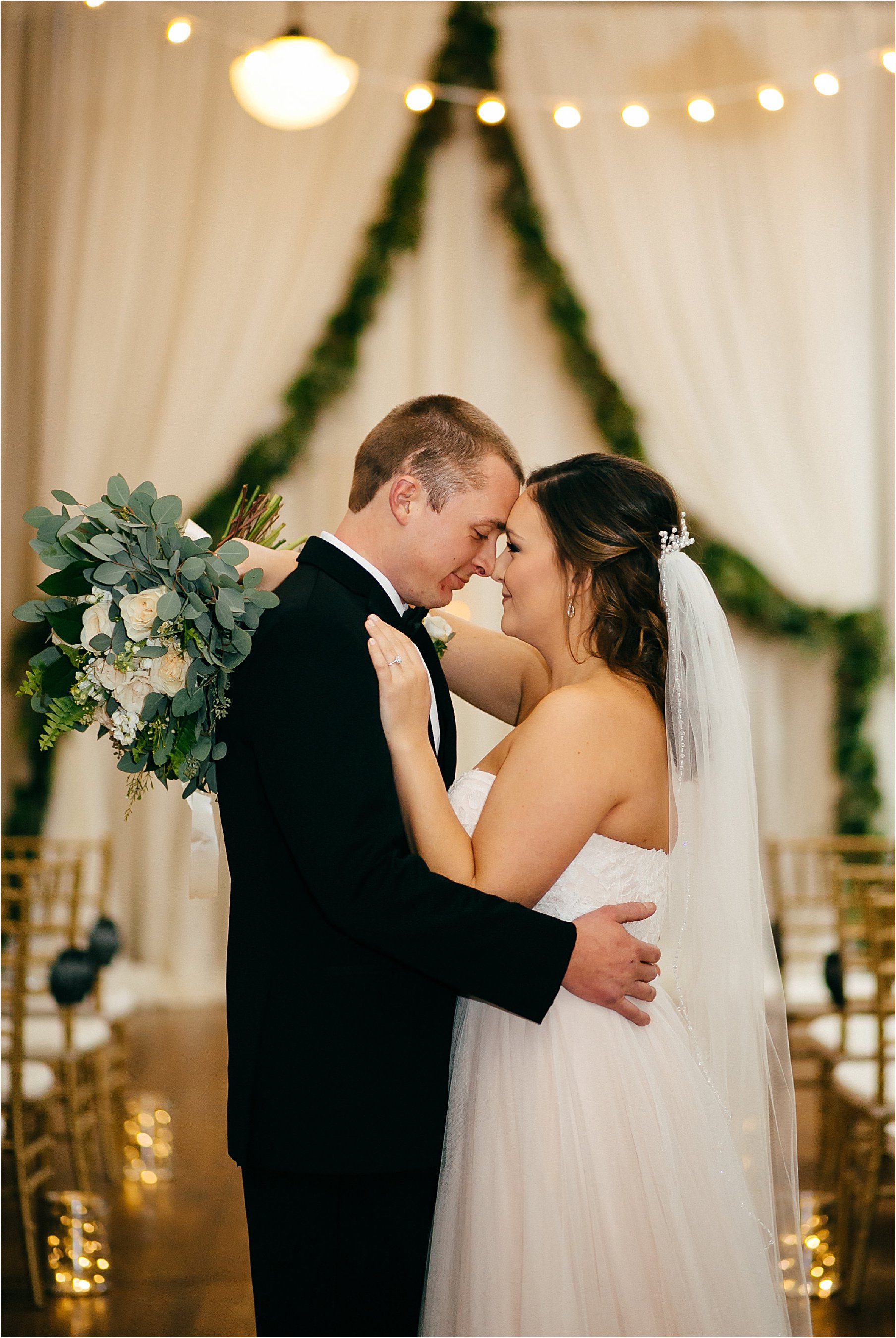 Knoxville Wedding Photographer - Amber Lowe Photo - New Years Eve Wedding