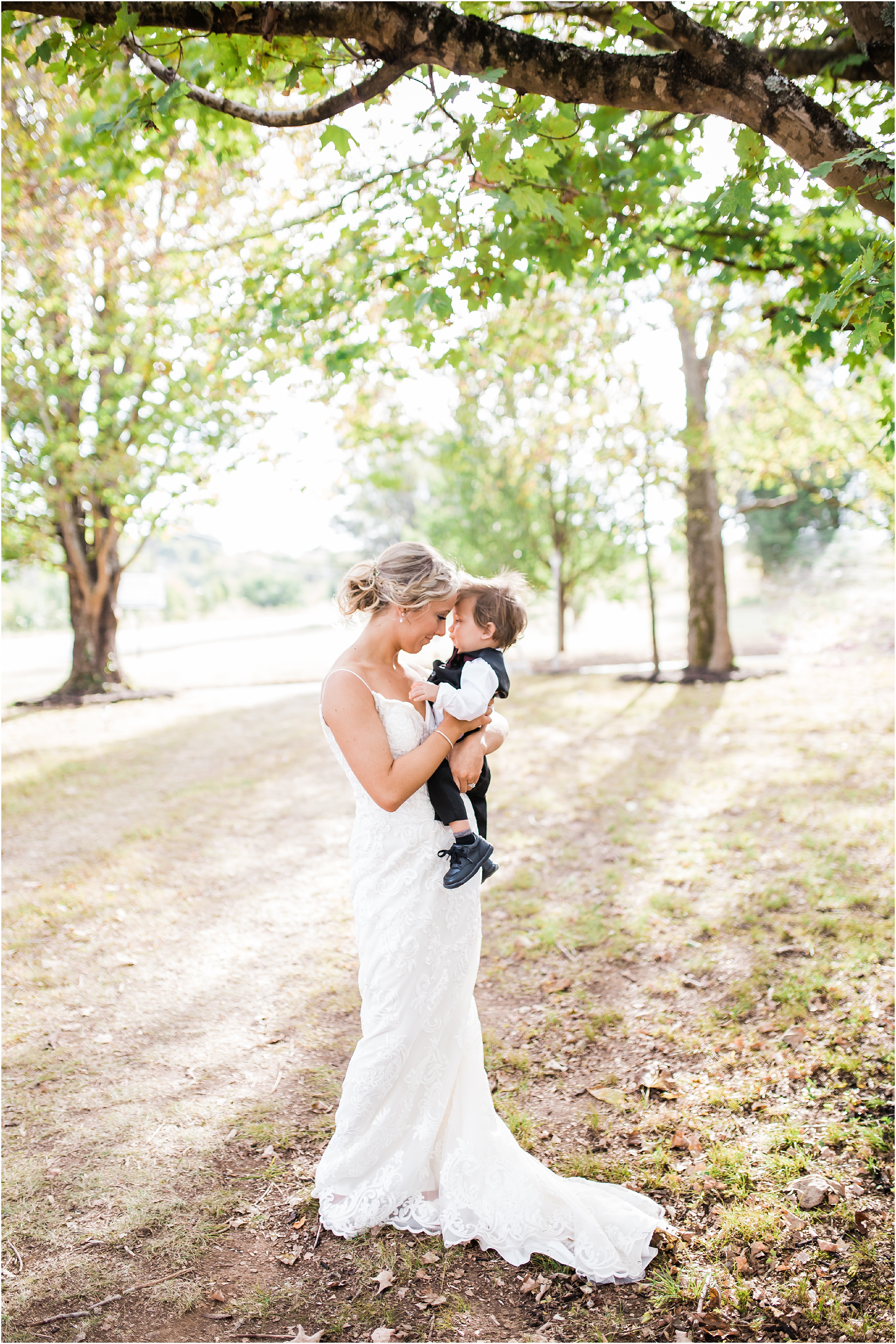 Amber Lowe Photo,Cardwell Manor,Fall Wedding,Knoxville Wedding Photographer,Summer Wedding,Wedding,Wedding Photographer,