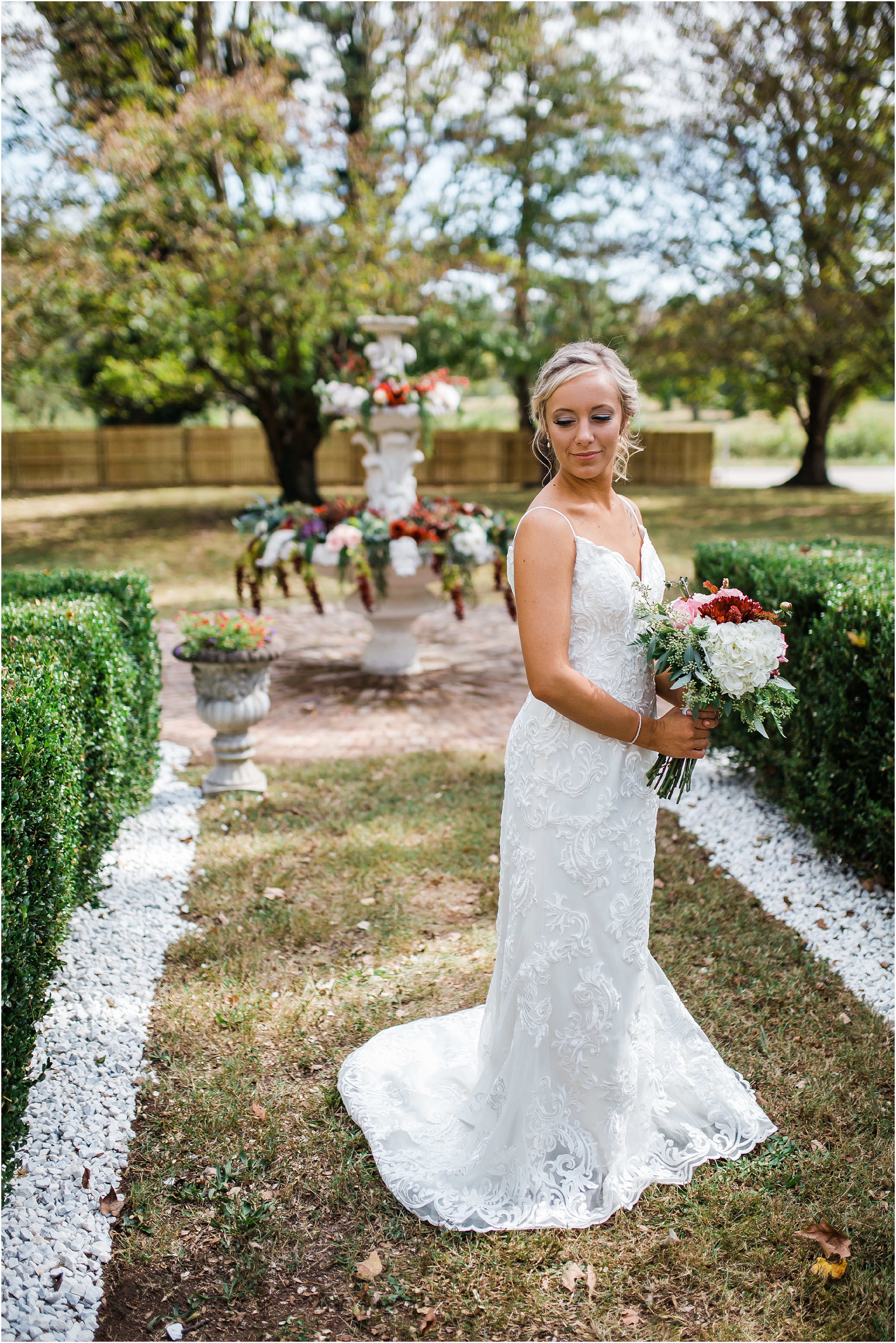 Amber Lowe Photo,Cardwell Manor,Fall Wedding,Knoxville Wedding Photographer,Summer Wedding,Wedding,Wedding Photographer,