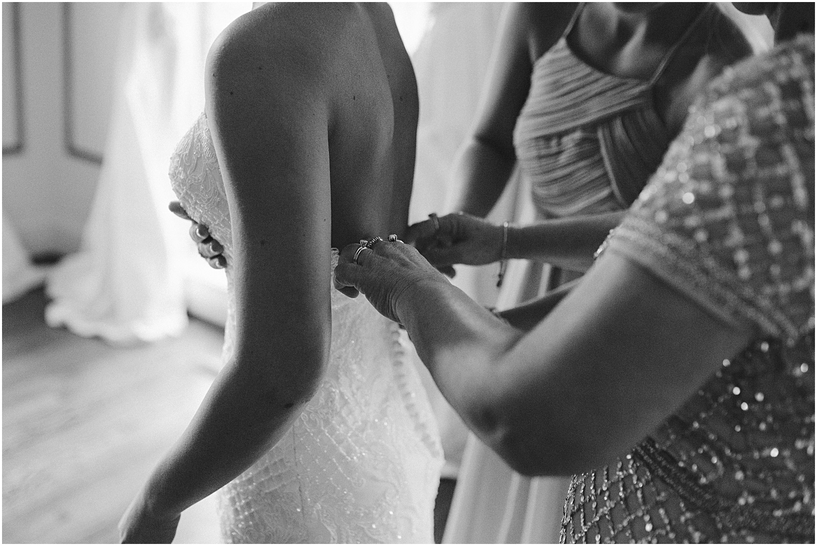 Amber Lowe Photo,Downtown Knoxville Wedding,Knoxville Museum of Art,Knoxville Wedding Photographer,Sunsphere,University of Tennessee,Wedding,