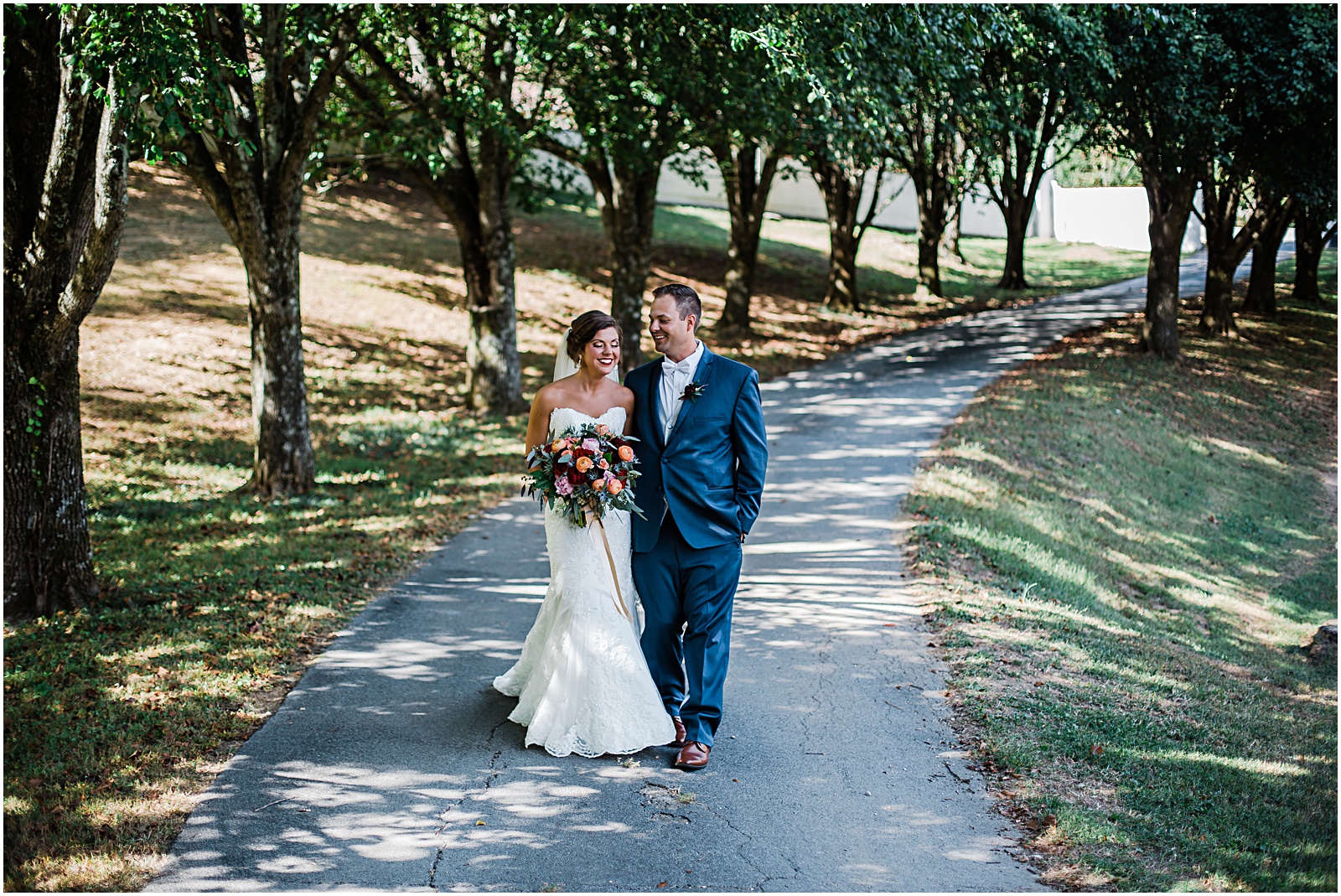 Amber Lowe Photo,Downtown Knoxville Wedding,Knoxville Museum of Art,Knoxville Wedding Photographer,Sunsphere,University of Tennessee,Wedding,
