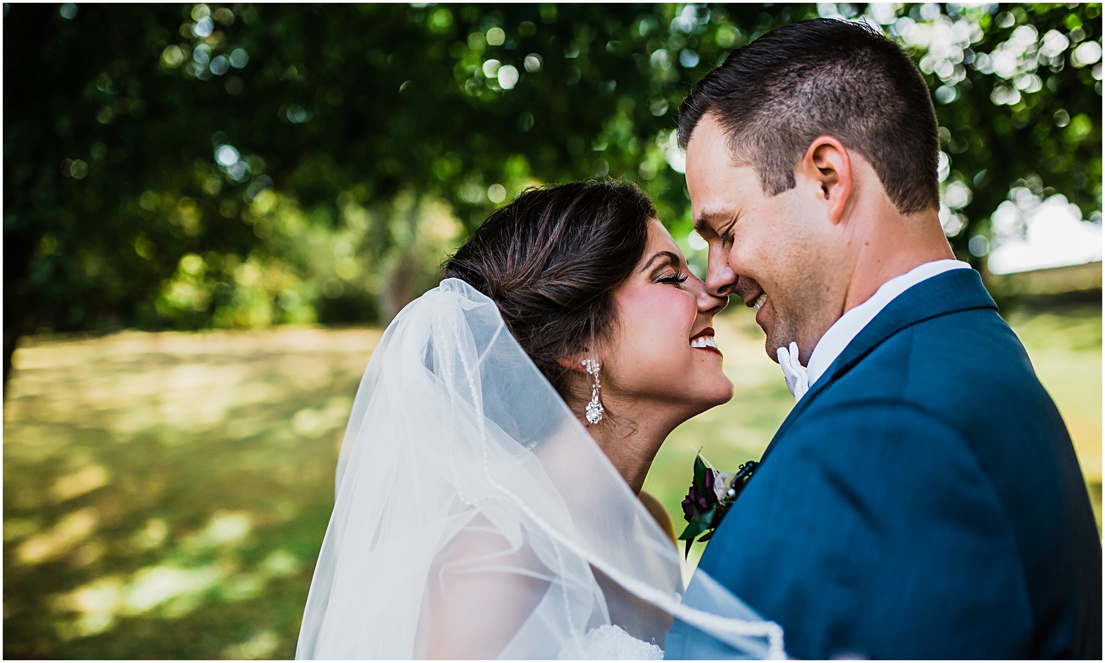 Amber Lowe Photo,Downtown Knoxville Wedding,Knoxville Museum of Art,Knoxville Wedding Photographer,Sunsphere,University of Tennessee,Wedding,