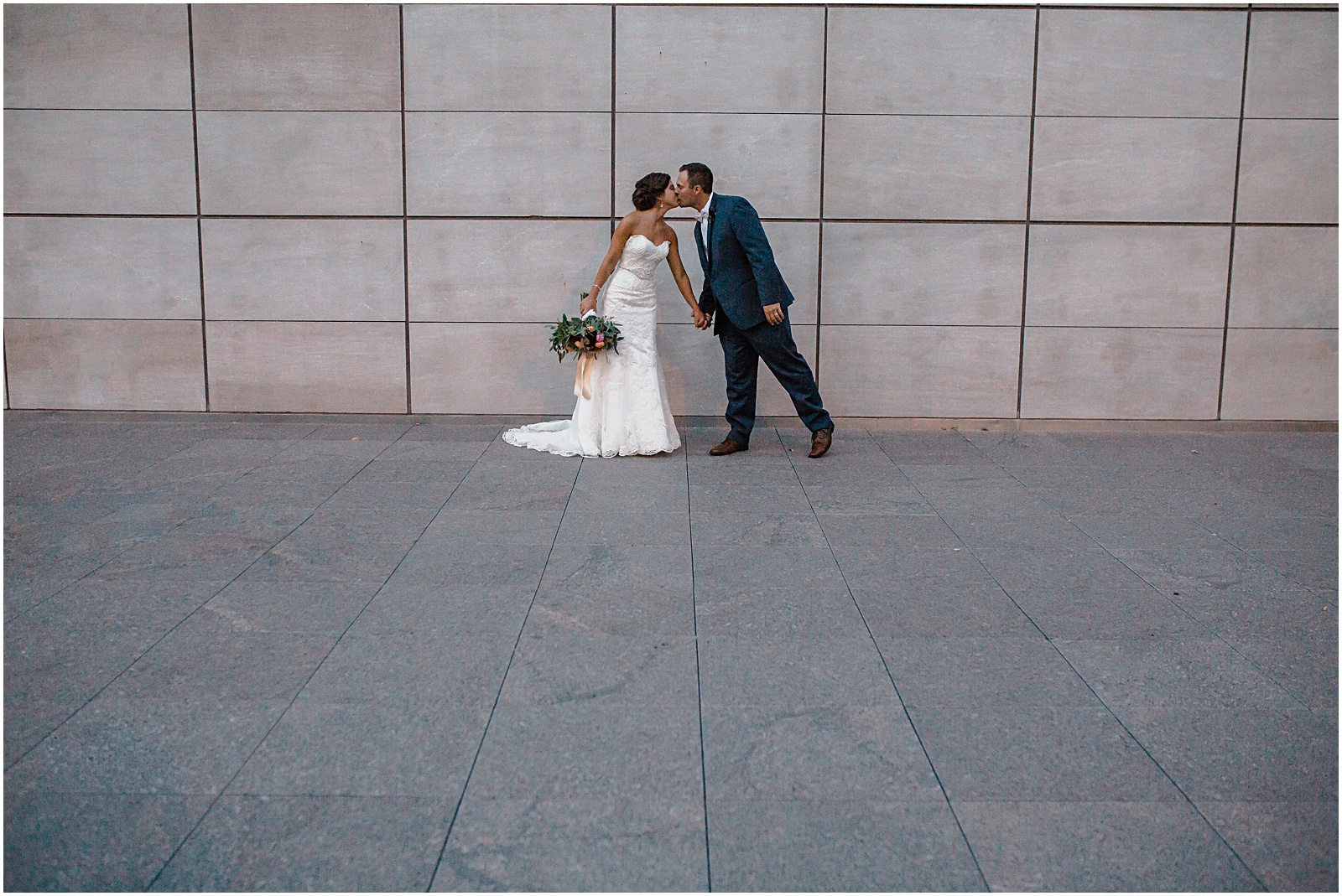 Amber Lowe Photo,Downtown Knoxville Wedding,Knoxville Museum of Art,Knoxville Wedding Photographer,Sunsphere,University of Tennessee,Wedding,