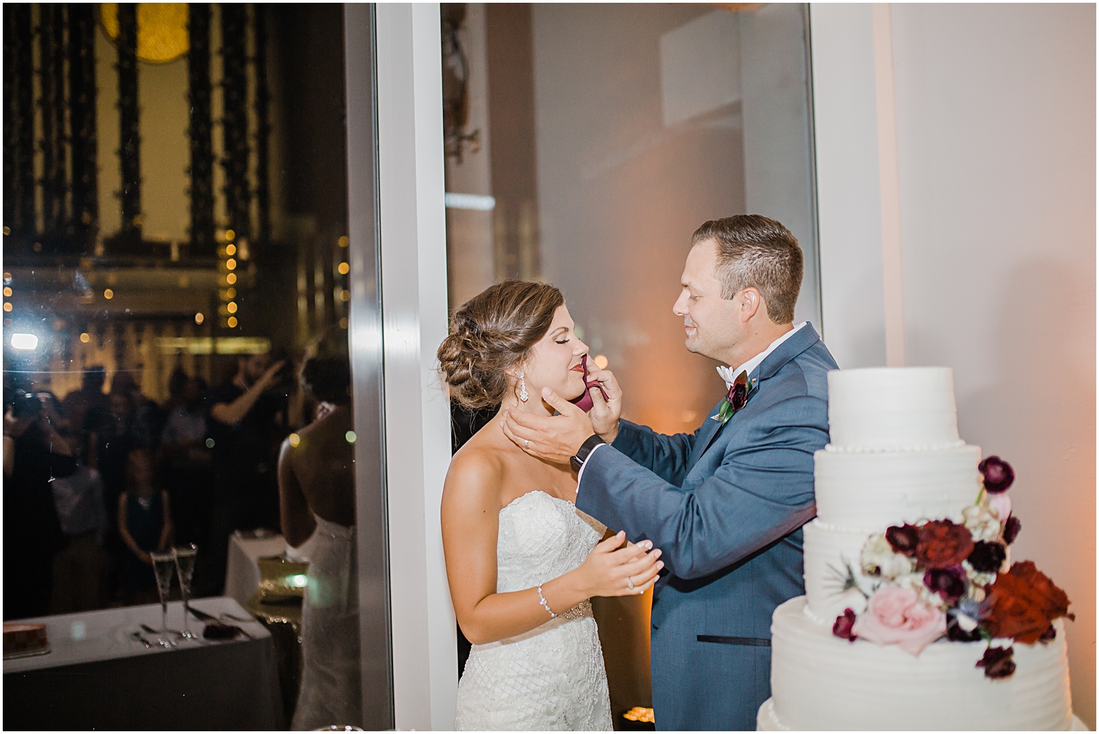 Amber Lowe Photo,Downtown Knoxville Wedding,Knoxville Museum of Art,Knoxville Wedding Photographer,Sunsphere,University of Tennessee,Wedding,