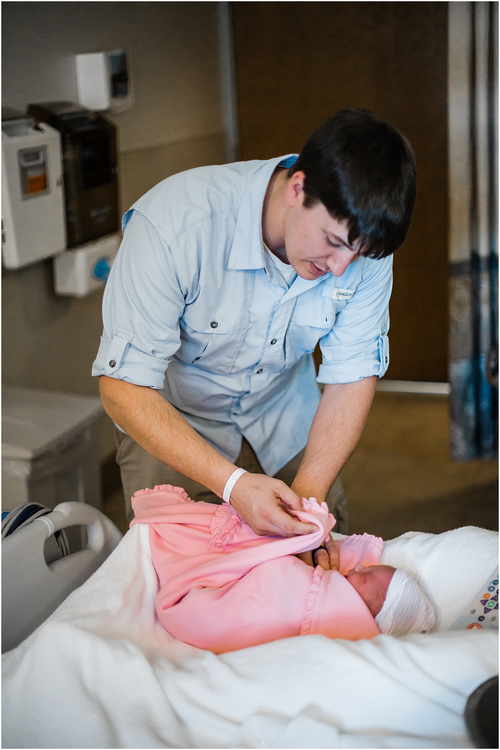 Amber Lowe Photo,Knoxville Family Photographer,Knoxville Newborn Photographer,