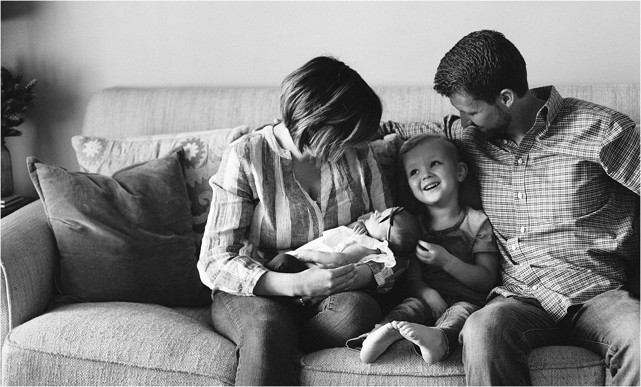 Amber Lowe Photo,Knoxville Newborn Photographer,Knoxville Photographer,Lifestyle Photographer,Newborn,Southern Bliss Weddings,